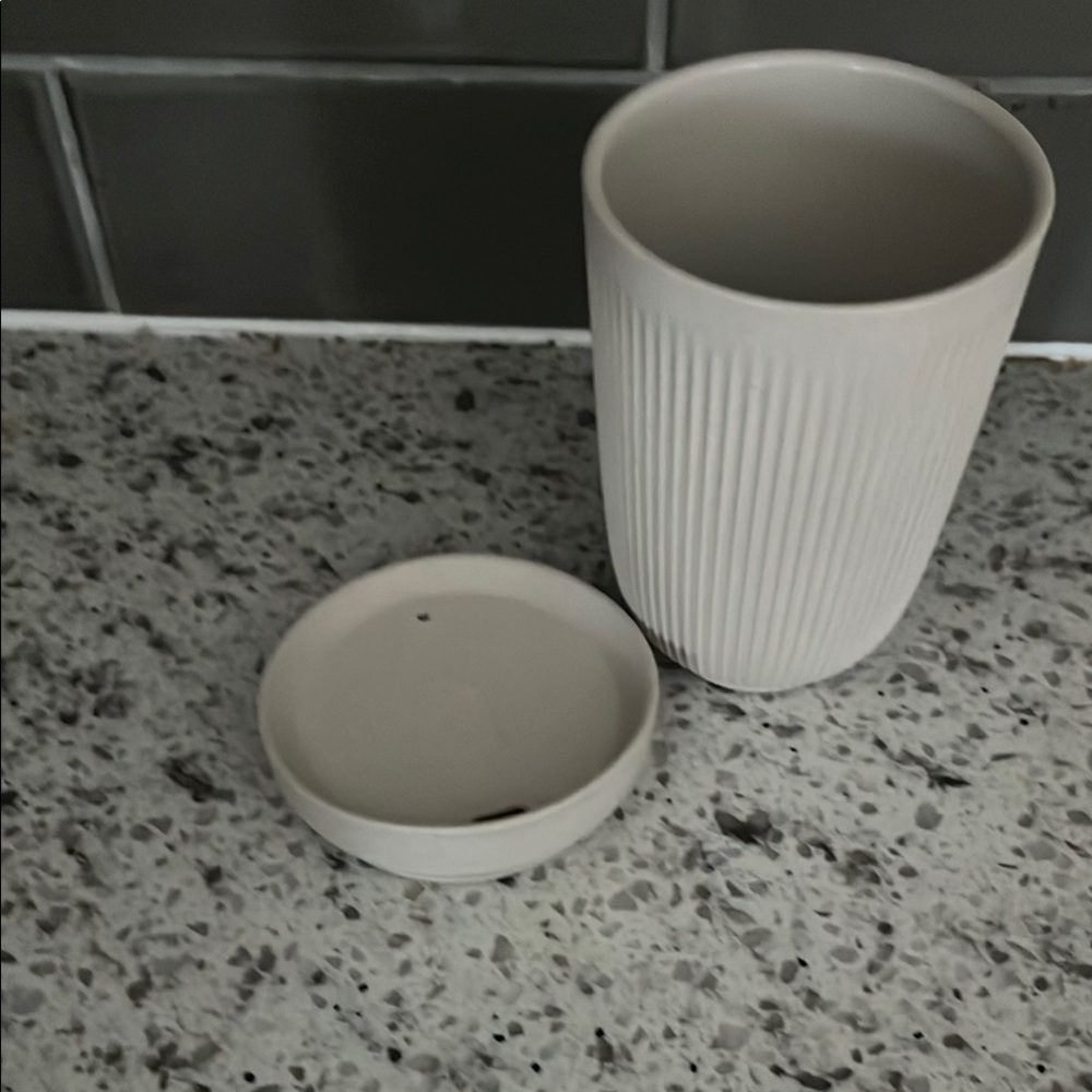 Nespresso Loop Cup with Lid